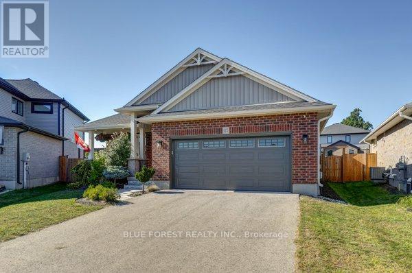 125 Old Field Lane S, Central Elgin, Ontario  N5L 0A9 - Photo 3 - X12493712