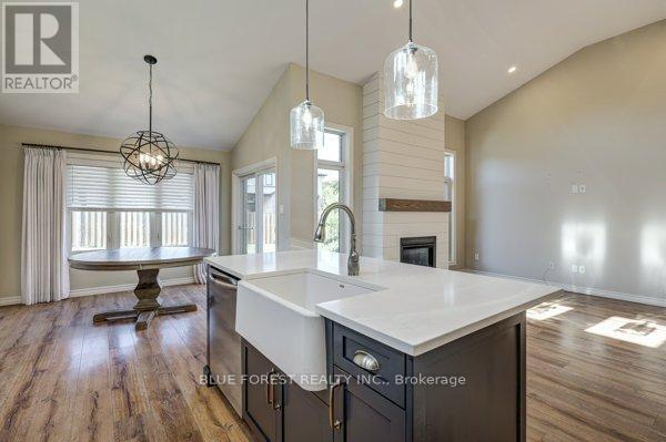 125 Old Field Lane S, Central Elgin, Ontario  N5L 0A9 - Photo 37 - X12493712