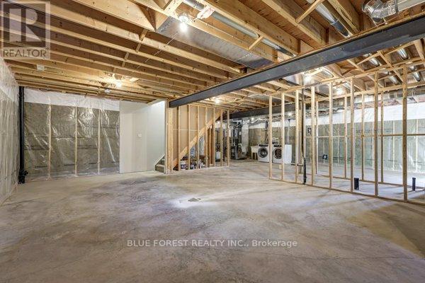 125 Old Field Lane S, Central Elgin, Ontario  N5L 0A9 - Photo 47 - X12493712