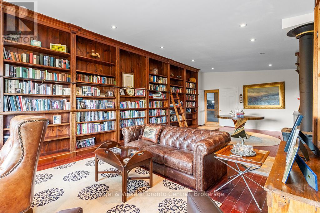 727070 Side Rd 22c Side Road W, Grey Highlands, Ontario  N0H 1J0 - Photo 36 - X12493710