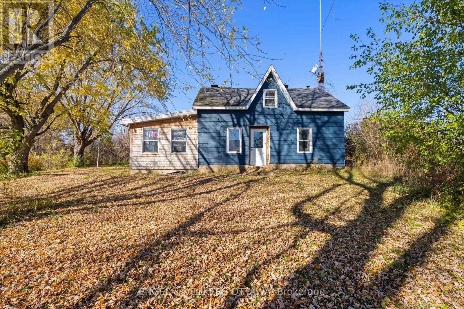 3749 DONNELLY DRIVE, Ottawa, Ontario