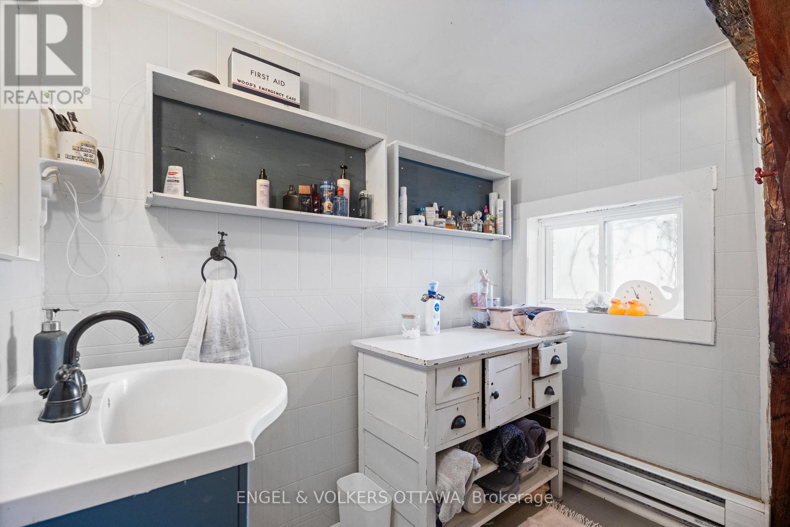 3749 Donnelly Drive, Ottawa, Ontario  K0G 1B0 - Photo 14 - X12493716