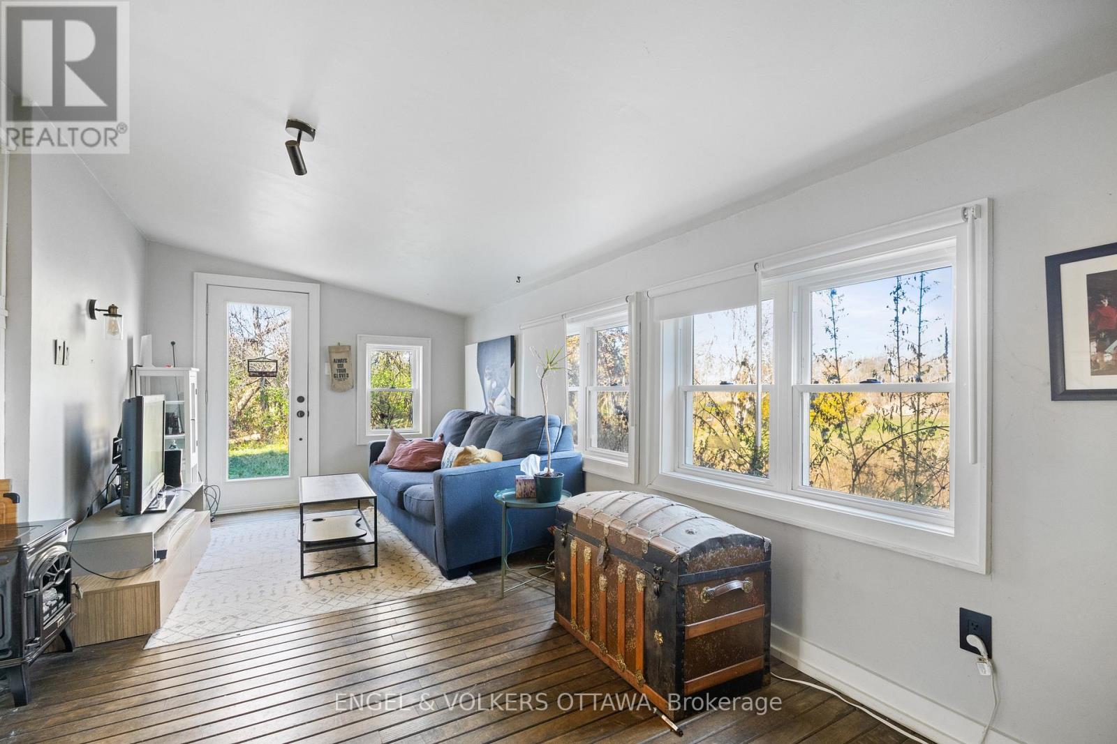 3749 Donnelly Drive, Ottawa, Ontario  K0G 1B0 - Photo 19 - X12493716