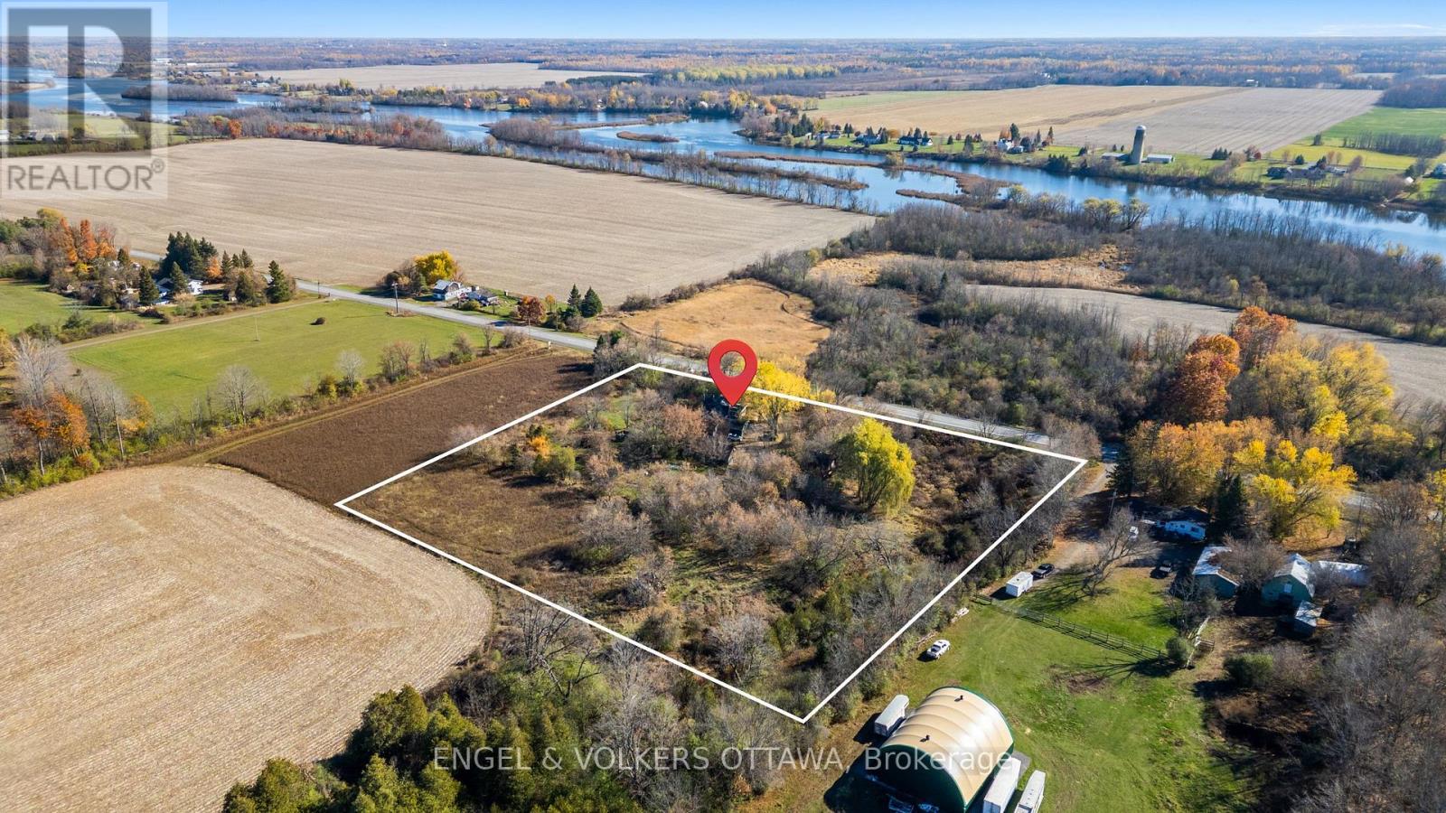 3749 Donnelly Drive, Ottawa, Ontario  K0G 1B0 - Photo 36 - X12493716