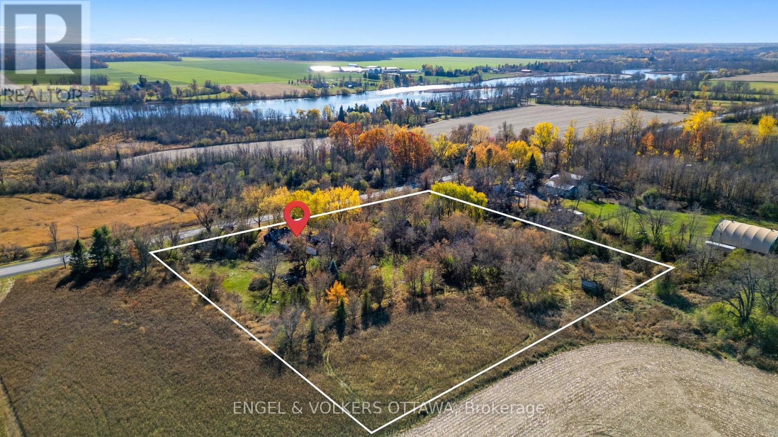 3749 Donnelly Drive, Ottawa, Ontario  K0G 1B0 - Photo 37 - X12493716