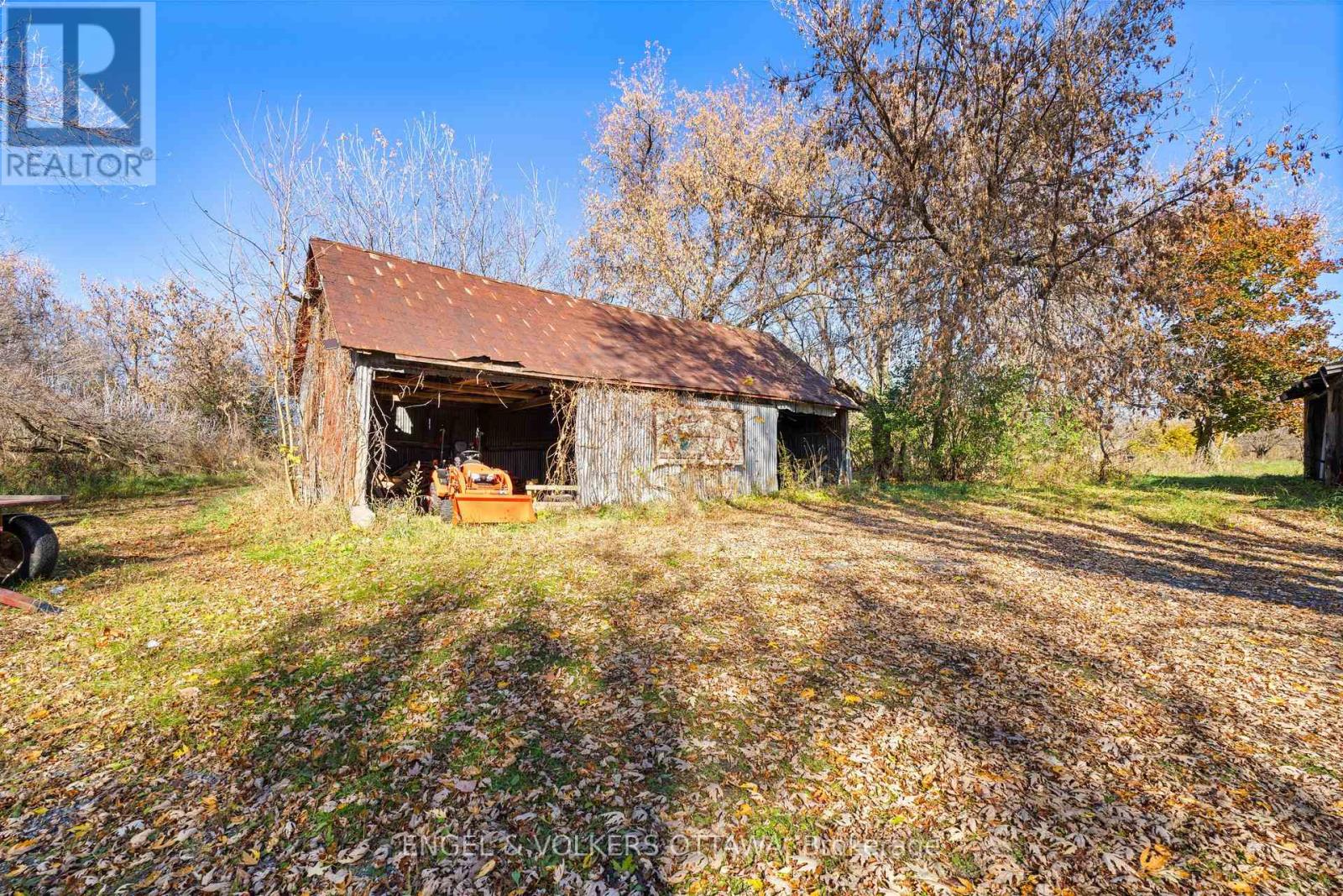 3749 Donnelly Drive, Ottawa, Ontario  K0G 1B0 - Photo 6 - X12493716