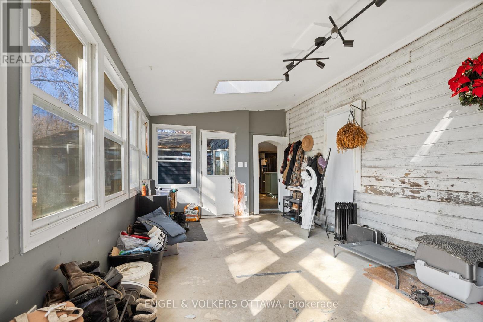 3749 Donnelly Drive, Ottawa, Ontario  K0G 1B0 - Photo 7 - X12493716