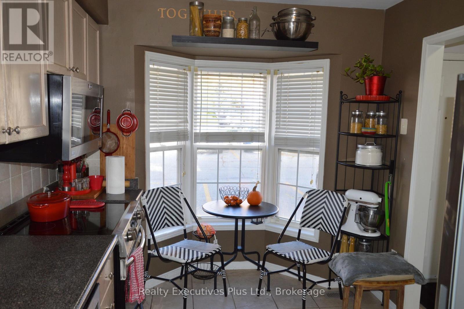 42 - 4200 Kilmer Drive W, Burlington, Ontario  L7M 4Y3 - Photo 8 - W12493672