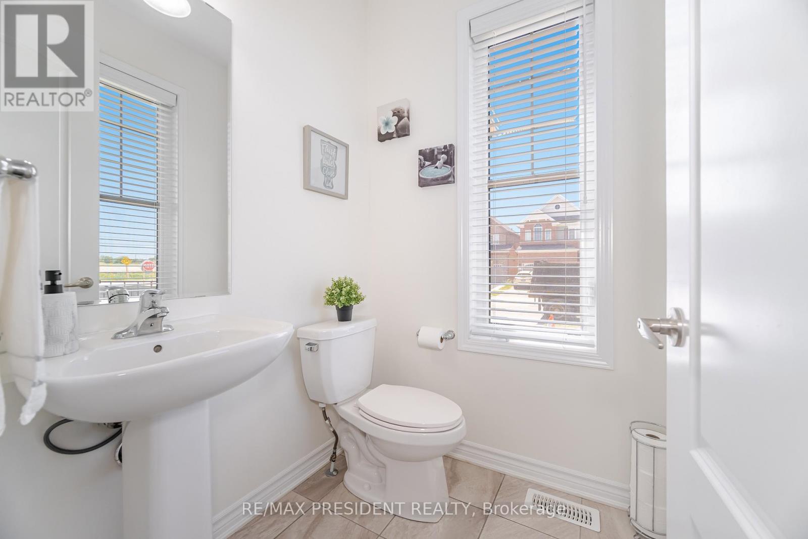 581 Edenbrook Hill Drive, Brampton, Ontario  L7A 4T4 - Photo 21 - W12493604