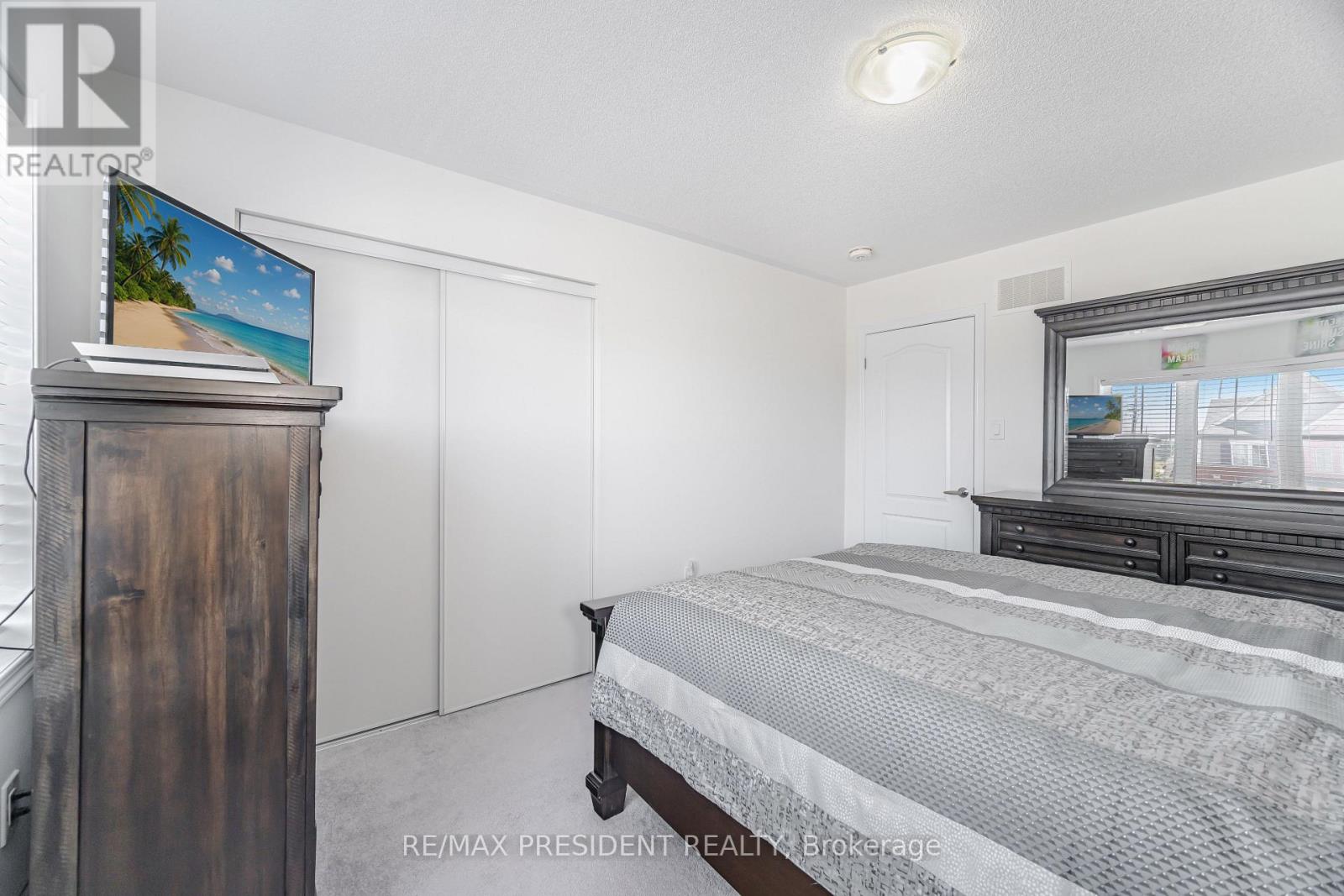 581 Edenbrook Hill Drive, Brampton, Ontario  L7A 4T4 - Photo 33 - W12493604