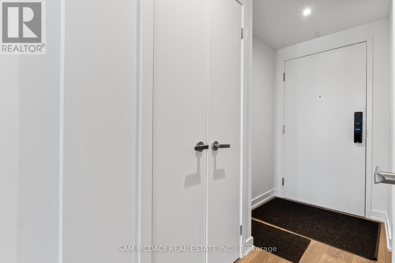 507 - 28 Ann Street, Mississauga, Ontario  L5G 0E1 - Photo 14 - W12493606