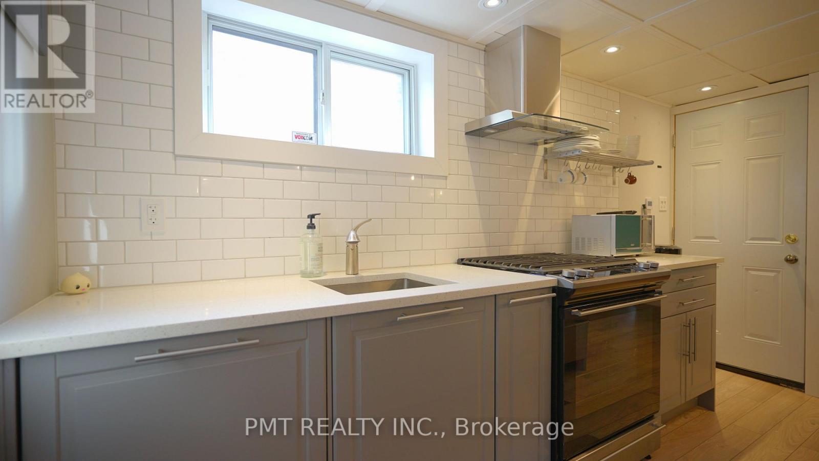 Bsmt - 94 Glenhaven Street, Toronto, Ontario  M6M 3M5 - Photo 11 - W12493610