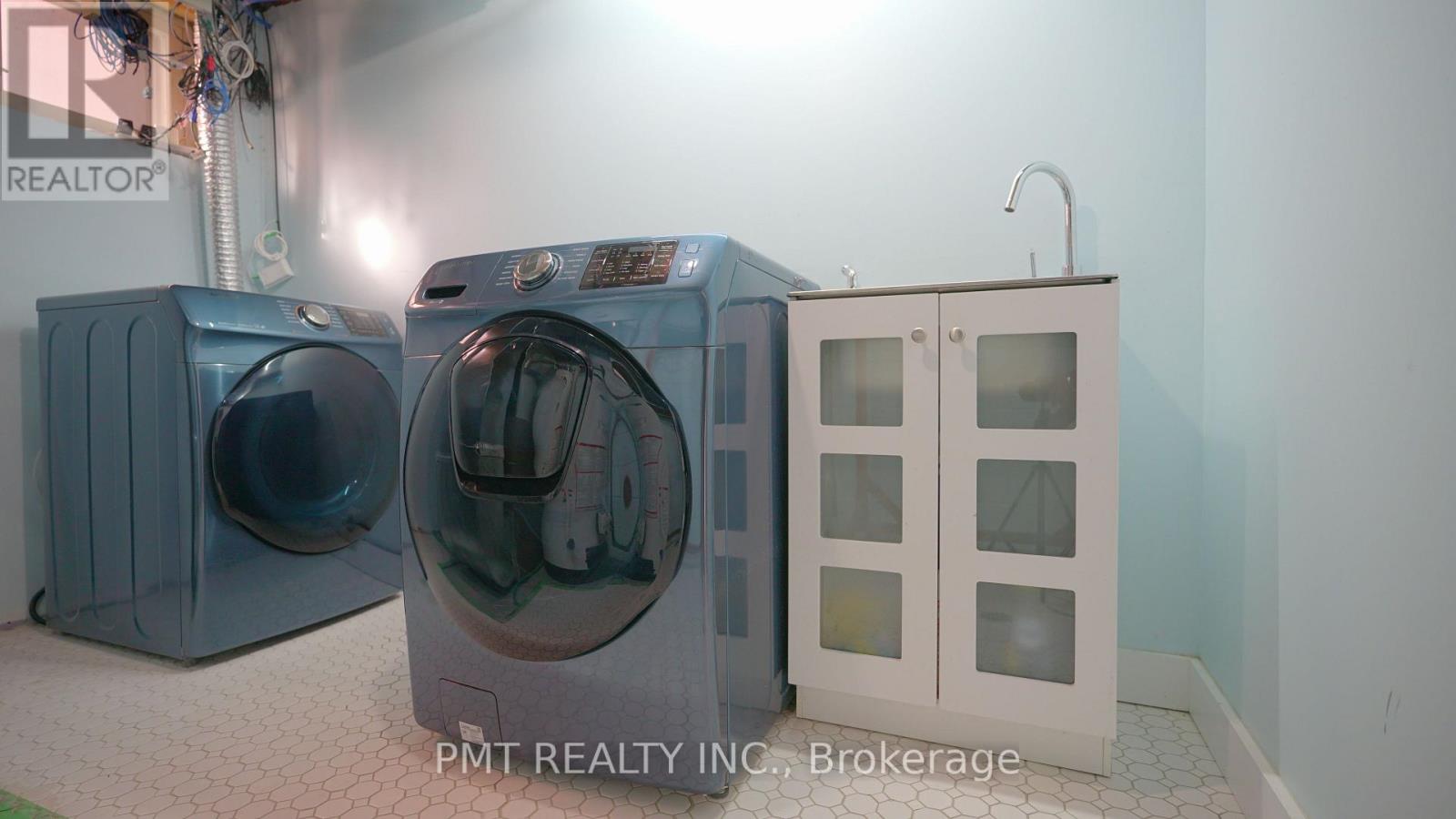 Bsmt - 94 Glenhaven Street, Toronto, Ontario  M6M 3M5 - Photo 18 - W12493610