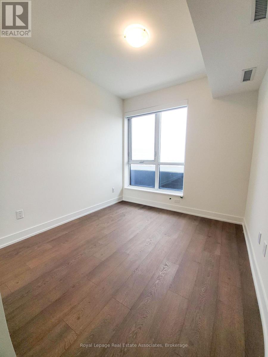 3636 - 5 Mabelle Avenue, Toronto, Ontario  M9A 0C8 - Photo 5 - W12493622