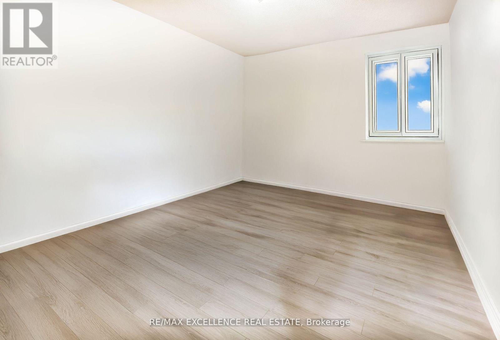 2116 - 370 Dixon Road, Toronto, Ontario  M9R 1T2 - Photo 10 - W12493634