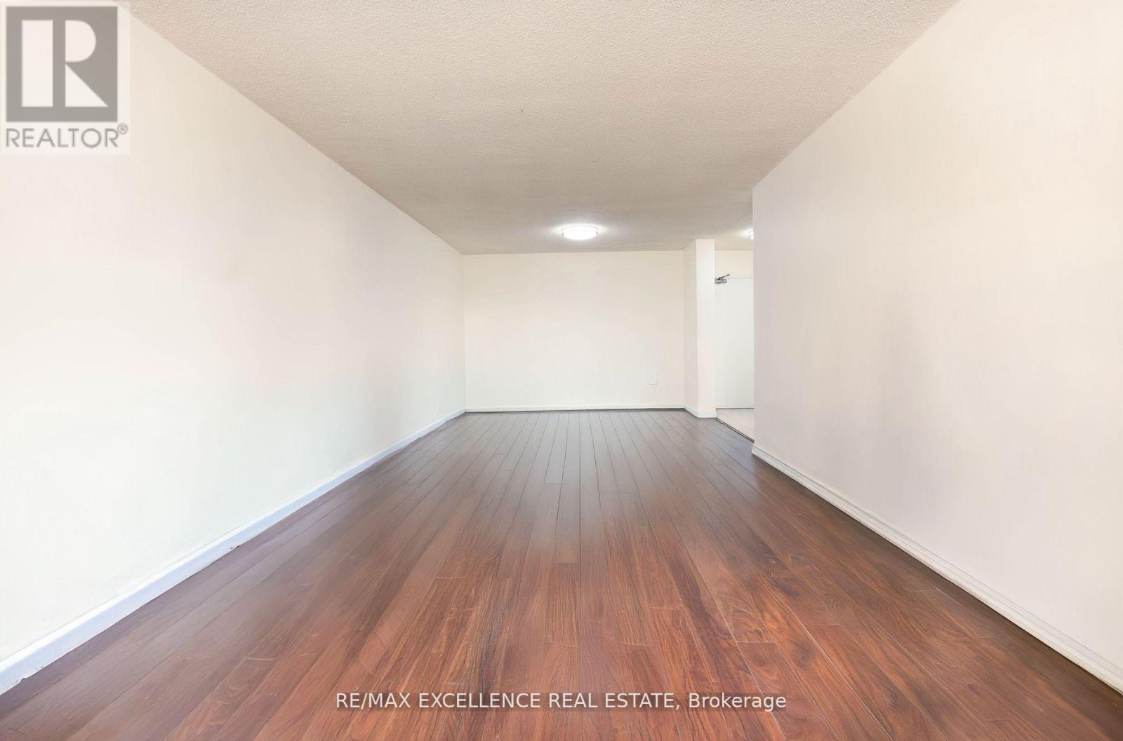 2116 - 370 Dixon Road, Toronto, Ontario  M9R 1T2 - Photo 6 - W12493634