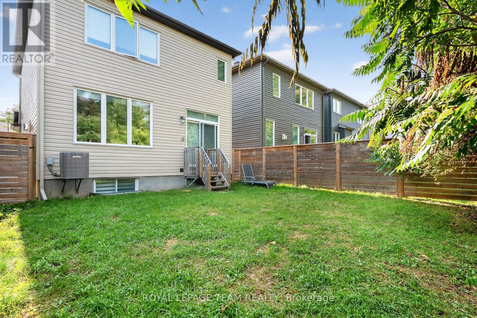 619 Geranium Walk, Ottawa, Ontario  K2S 2J3 - Photo 35 - X12430887