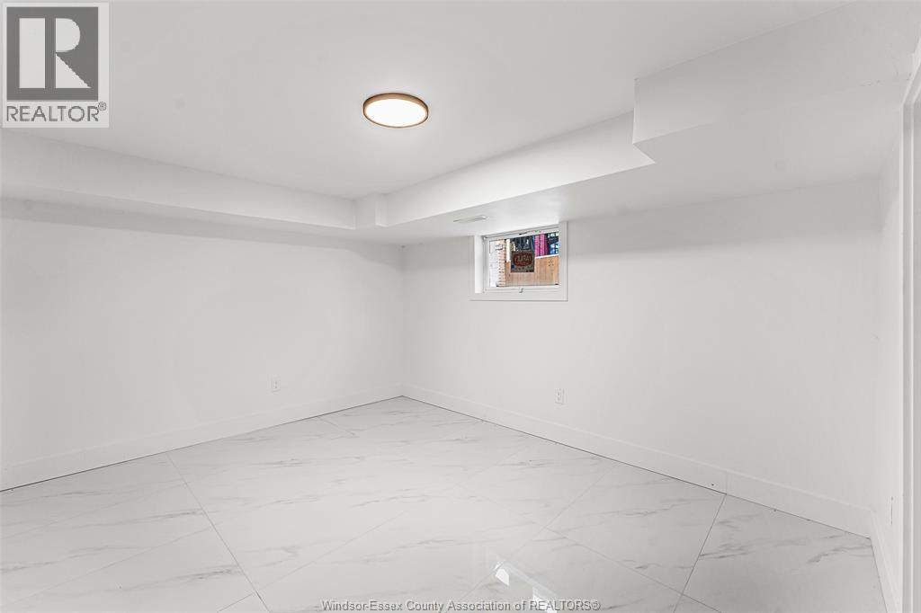 409 Hall Unit# A, Windsor, Ontario  N9A 2L7 - Photo 10 - 25027628