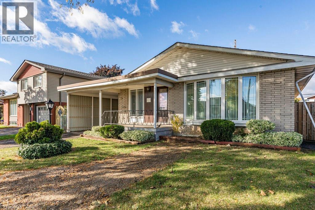 112 NASH Road S, Hamilton, Ontario