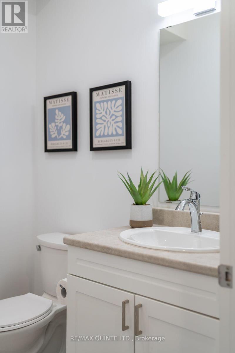 36 Campbell Crescent, Prince Edward County, Ontario  K0K 2T0 - Photo 10 - X12493690