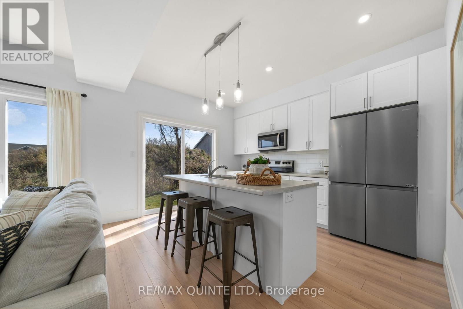 36 Campbell Crescent, Prince Edward County, Ontario  K0K 2T0 - Photo 6 - X12493690