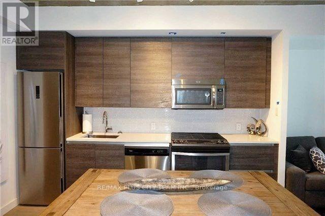 519 - 111 Bathurst Street, Toronto, Ontario  M5V 0M9 - Photo 4 - C12486758