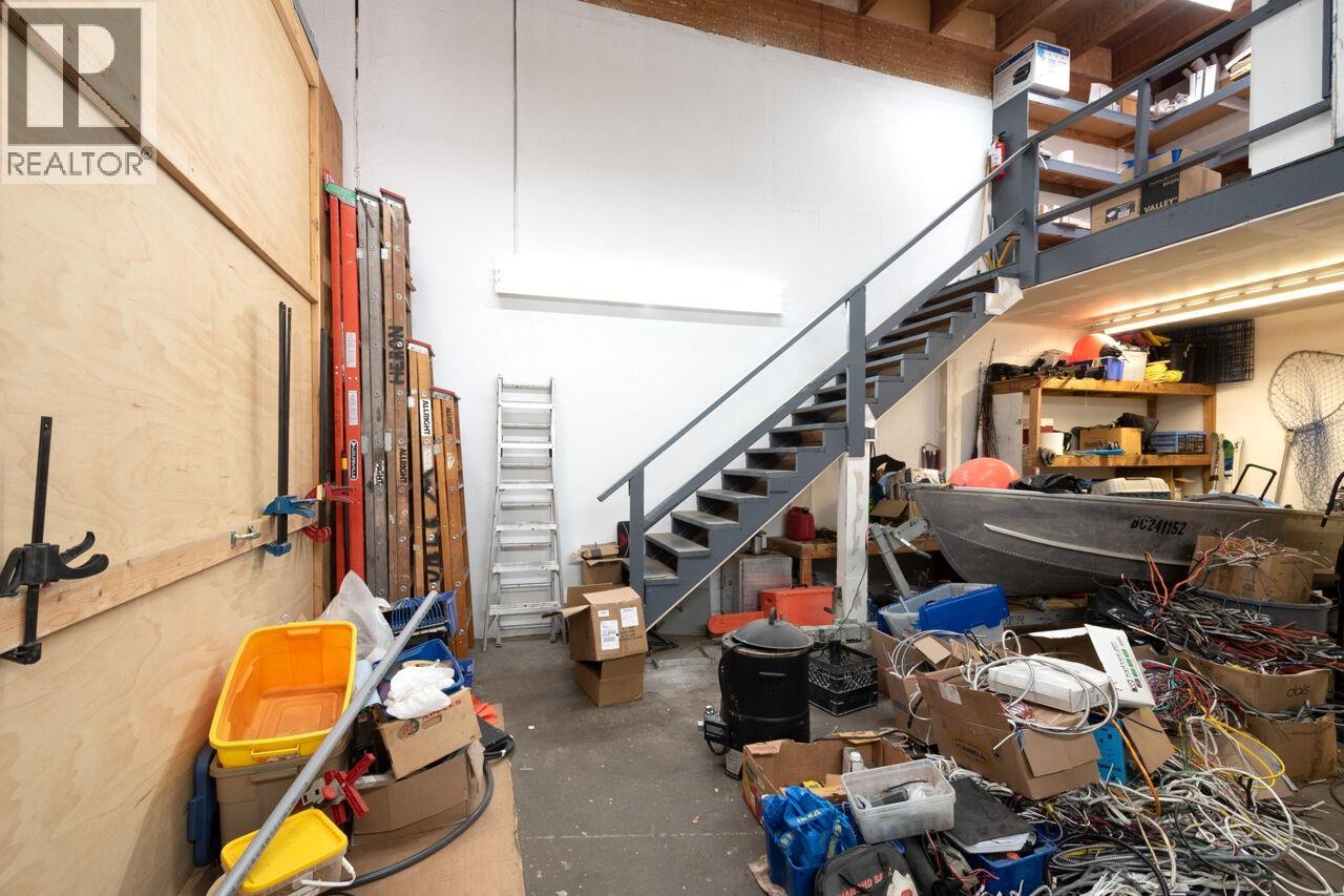 3 2330 Tyner Street, Port Coquitlam, British Columbia  V3C 2Z1 - Photo 10 - C8073379