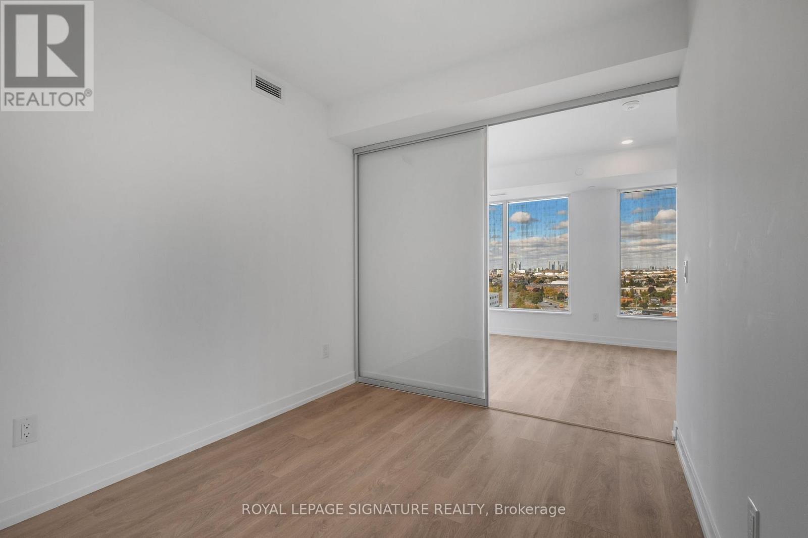 1226 - 1100 Sheppard Avenue W, Toronto, Ontario  M3K 0E4 - Photo 22 - W12463314