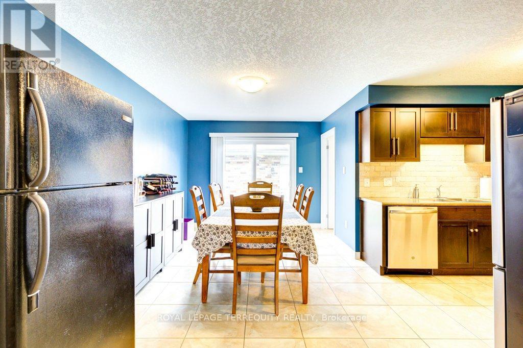 52 - 105 Bard Boulevard, Guelph, Ontario  N1L 0E2 - Photo 12 - X12493596