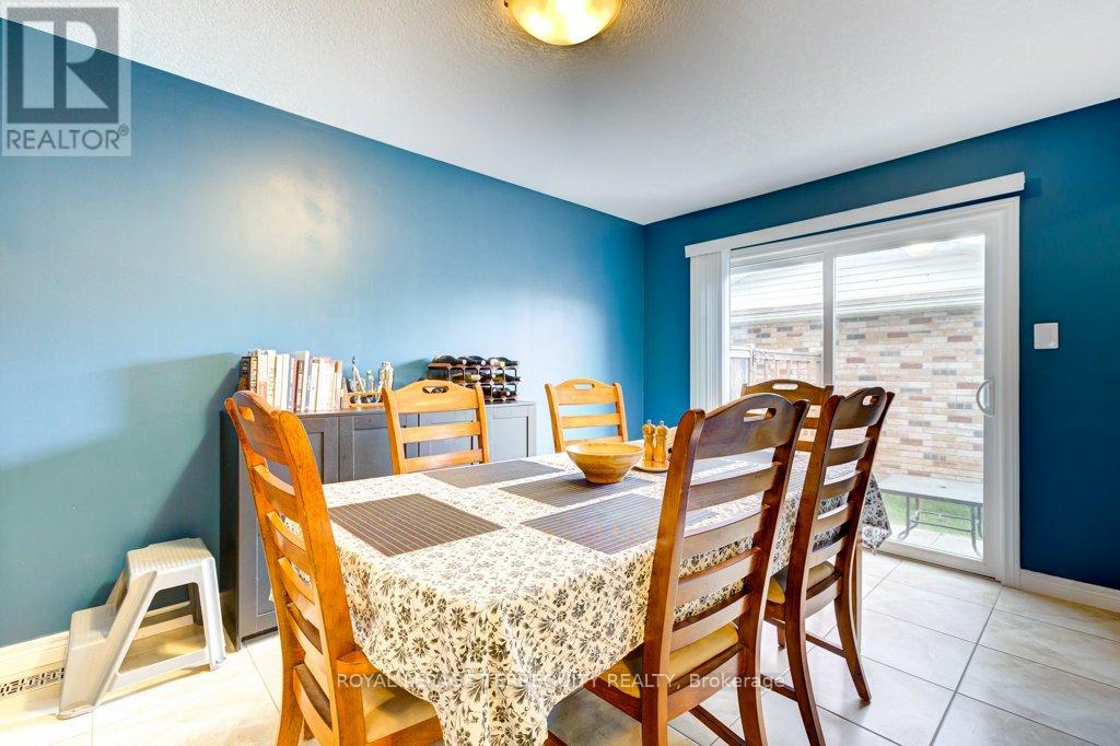 52 - 105 Bard Boulevard, Guelph, Ontario  N1L 0E2 - Photo 17 - X12493596