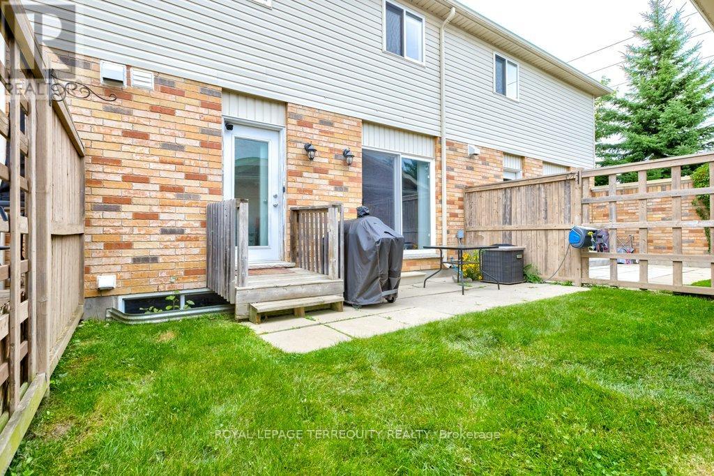 52 - 105 Bard Boulevard, Guelph, Ontario  N1L 0E2 - Photo 36 - X12493596