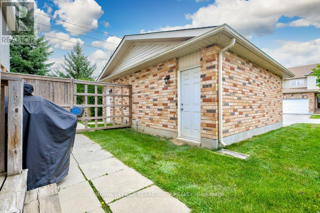 52 - 105 Bard Boulevard, Guelph, Ontario  N1L 0E2 - Photo 38 - X12493596