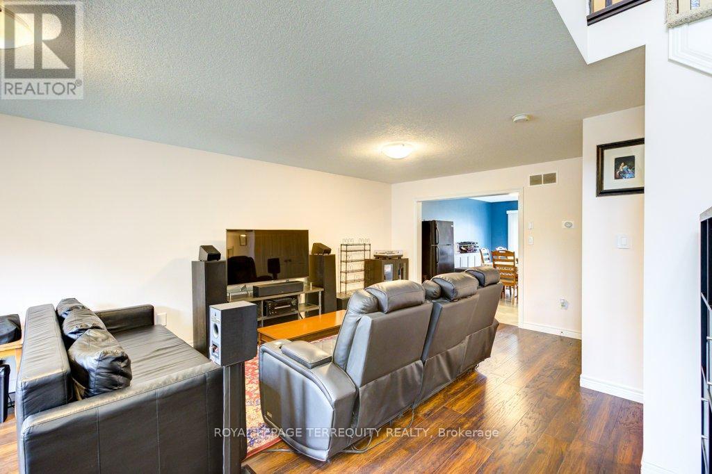 52 - 105 Bard Boulevard, Guelph, Ontario  N1L 0E2 - Photo 8 - X12493596