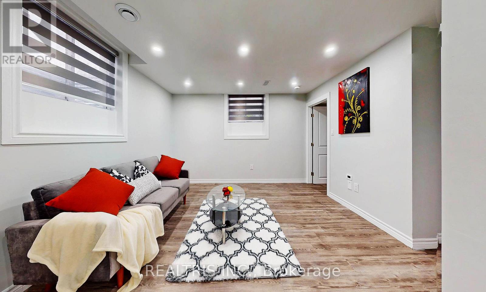 Lower - 85 Eaglecrest Street, Kitchener, Ontario  N2K 0C7 - Photo 3 - X12493614