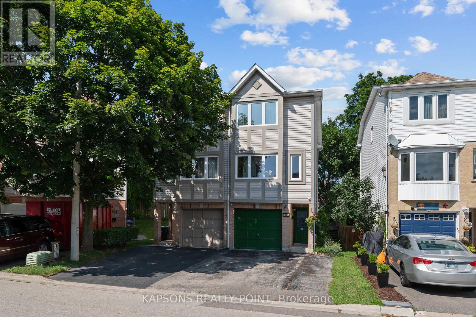 1255 WOODHILL COURT, Mississauga, Ontario