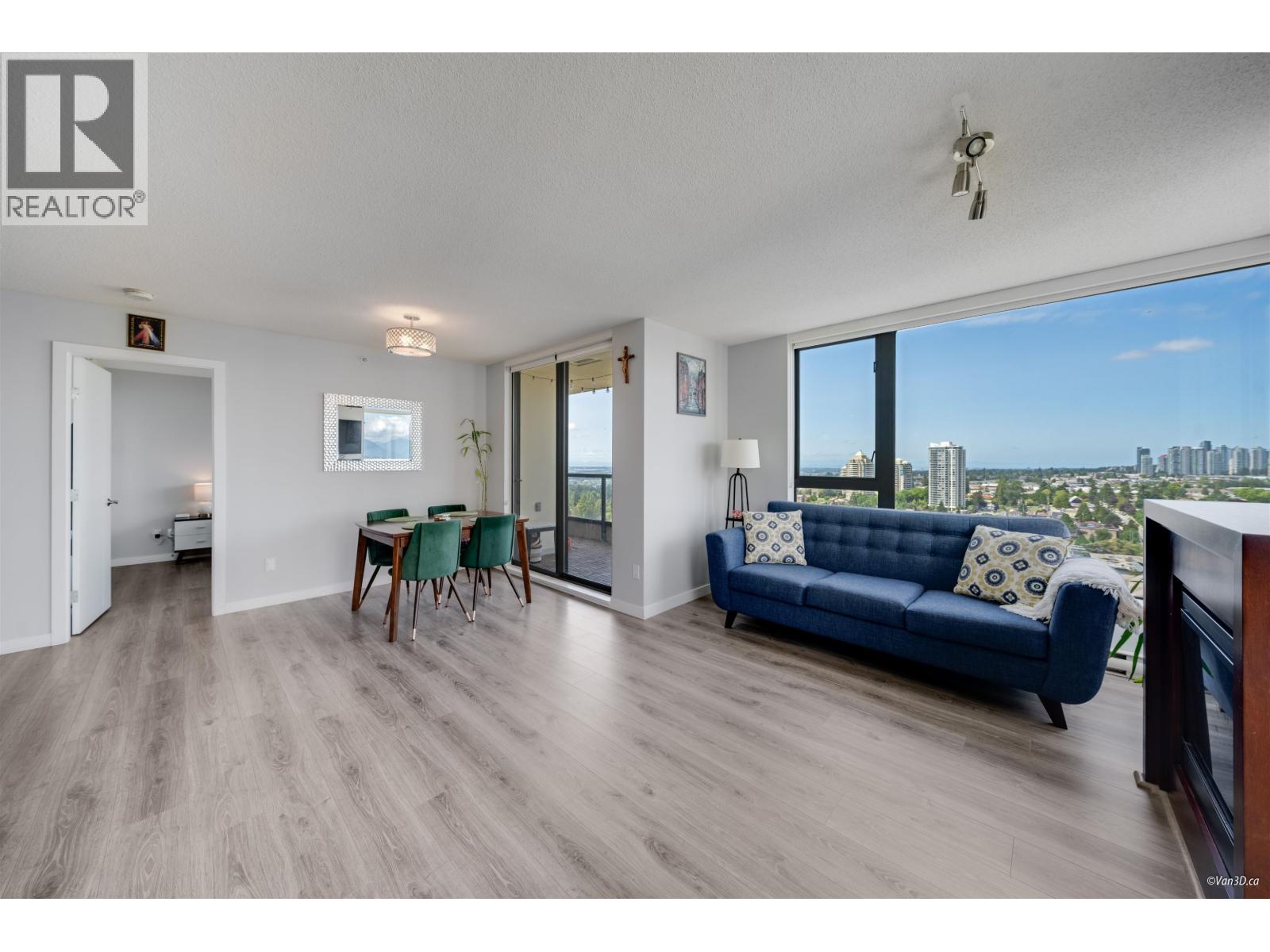 2303 7088 Salisbury Avenue, Burnaby, British Columbia  V5E 0A4 - Photo 2 - R3051668