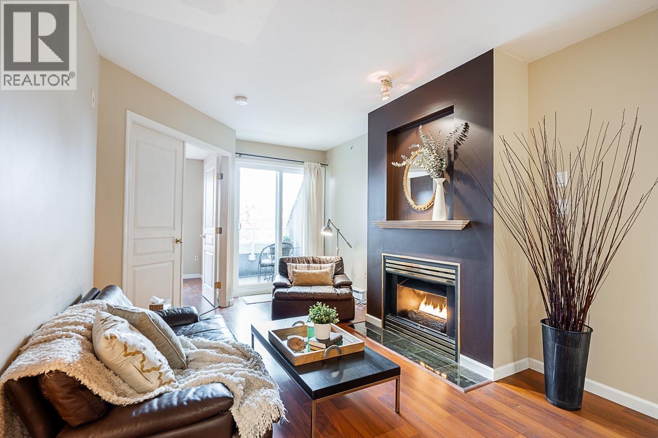 Ph17 760 Kingsway, Vancouver, British Columbia  V5V 3C1 - Photo 3 - R3063270