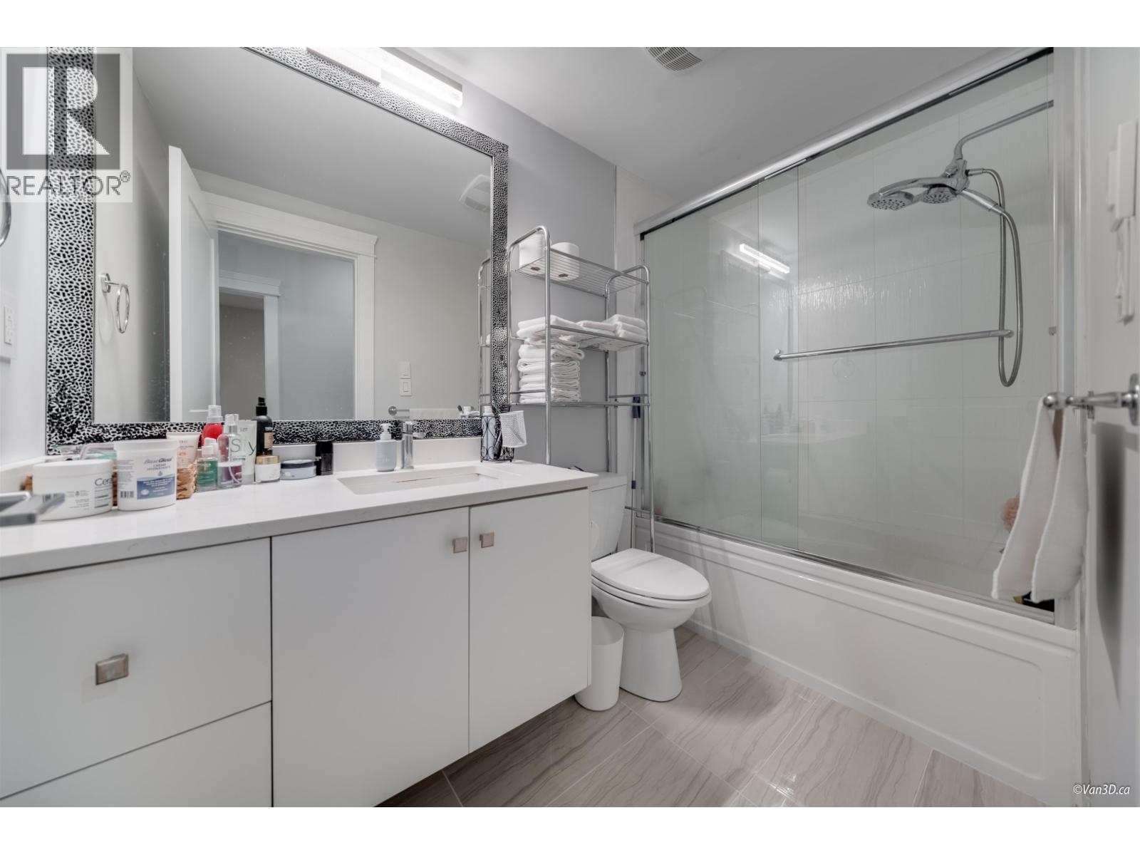 656 Blue Mountain Street, Coquitlam, British Columbia  V3J 4R6 - Photo 21 - R3034067