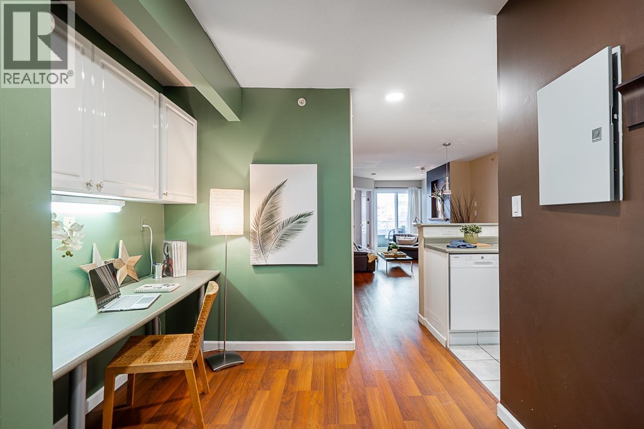 Ph17 760 Kingsway, Vancouver, British Columbia  V5V 3C1 - Photo 13 - R3063270