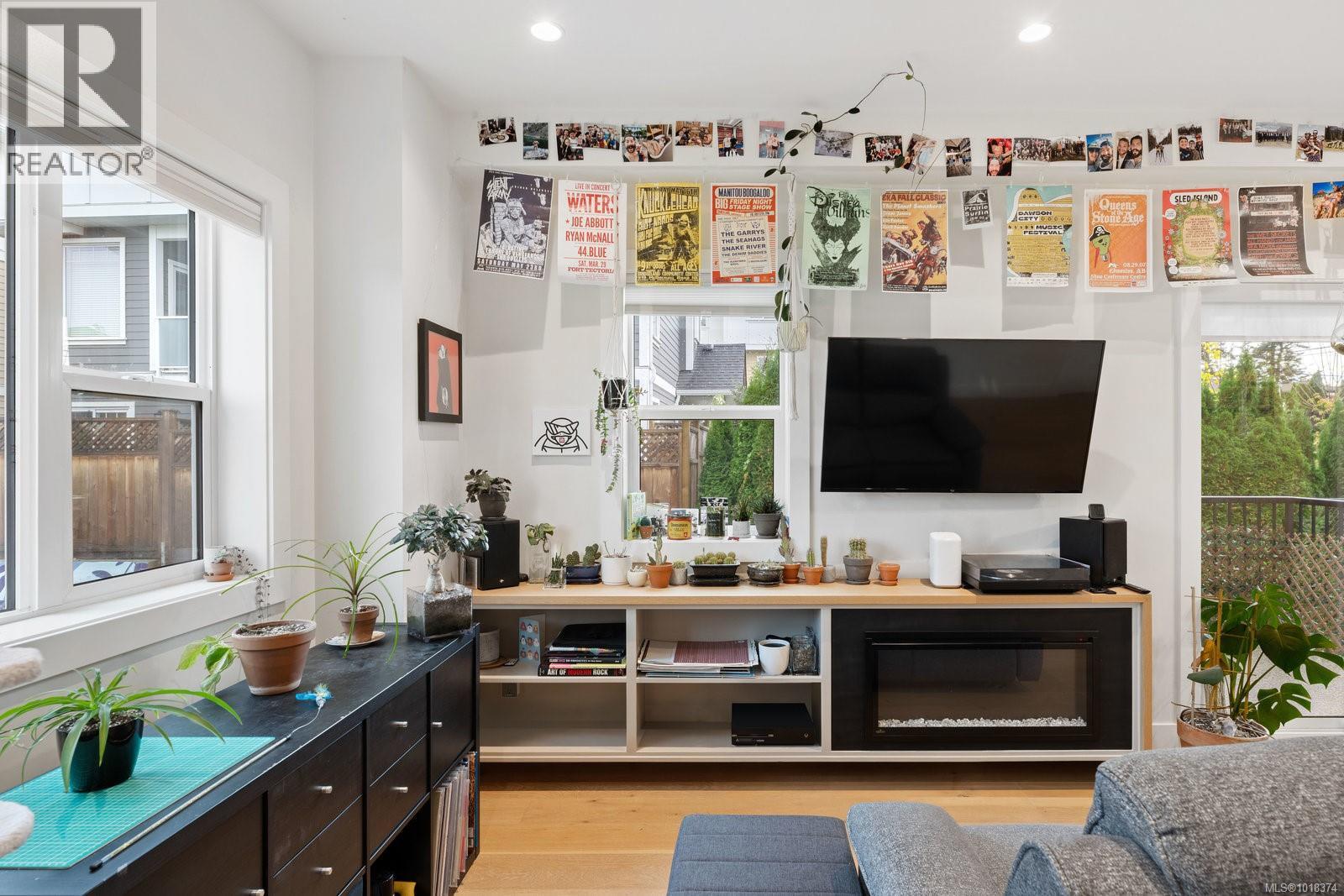 6 937 Colville Rd, Esquimalt, British Columbia  V9A 4P4 - Photo 10 - 1018374