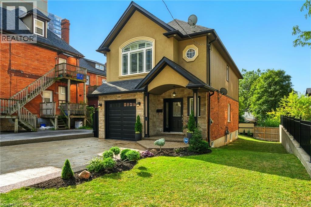 199 Hunter Street W, Hamilton, Ontario  L8P 1R7 - Photo 1 - 40784573