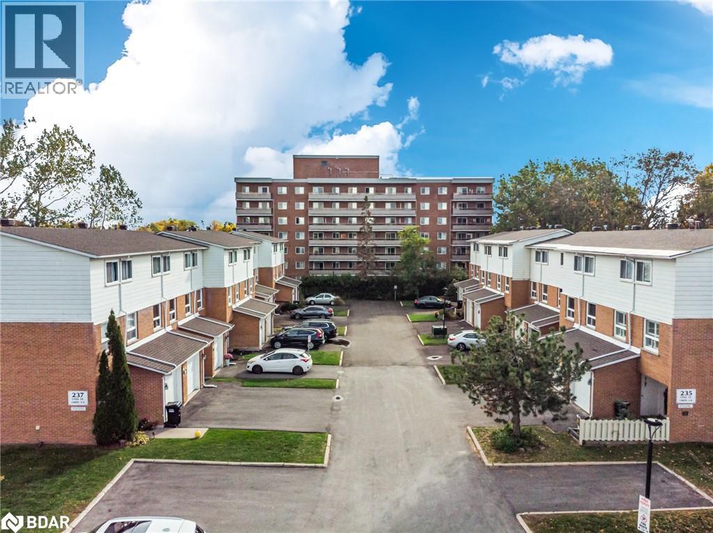 237 STEEL Street Unit# 8, Barrie, Ontario