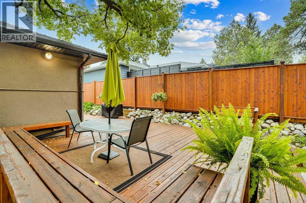 3045 26a Street Sw, Calgary, Alberta  T3E 2E4 - Photo 28 - A2266219