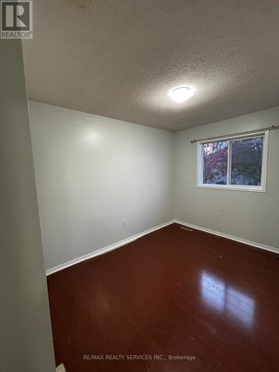 20 Whiteface Crescent, Brampton, Ontario  L6X 4W6 - Photo 17 - W12475841