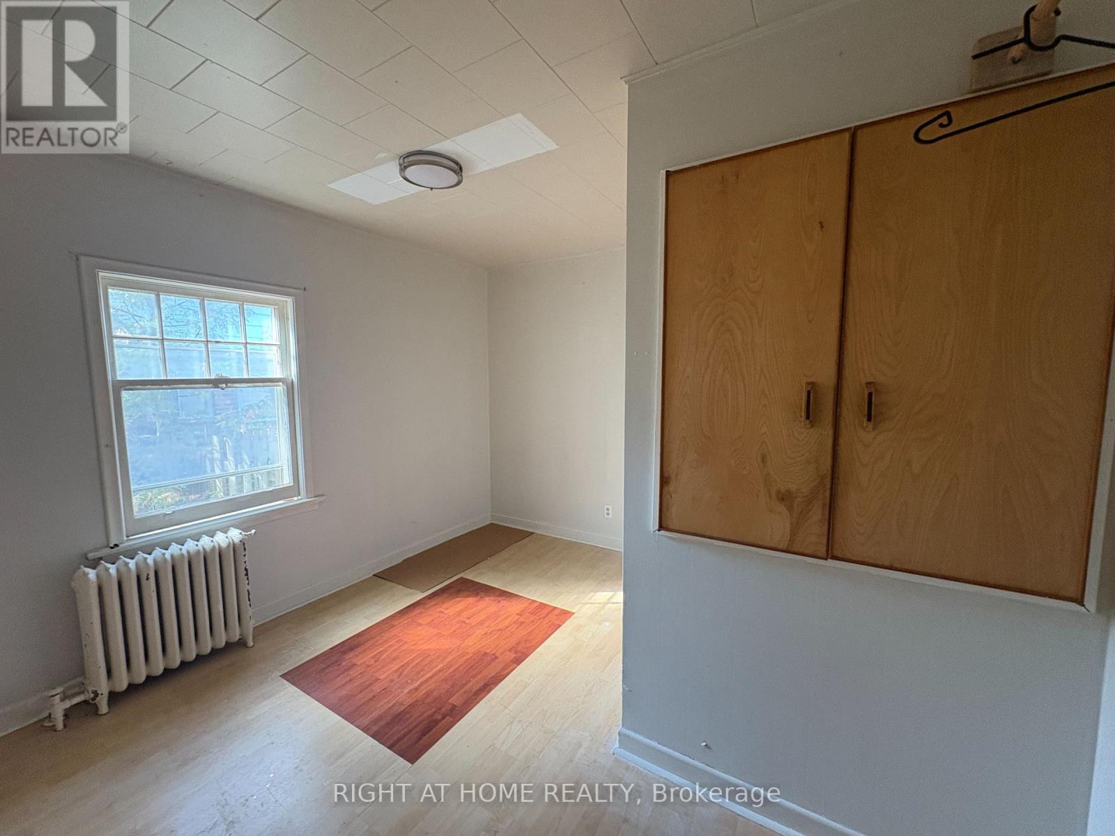 Upper - 779 Indian Road, Mississauga, Ontario  L5H 1R4 - Photo 6 - W12489450