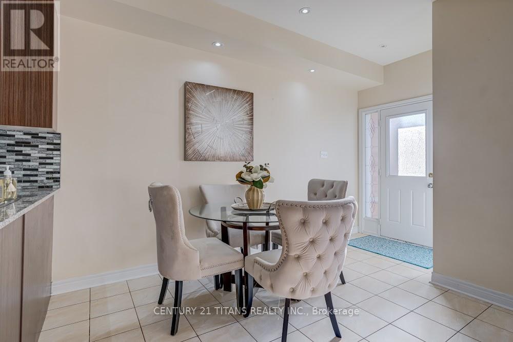 2602 Tillings Road, Pickering, Ontario  L1X 0C9 - Photo 9 - E12493738