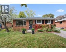 5 PICADILLY Place, Guelph, Ontario