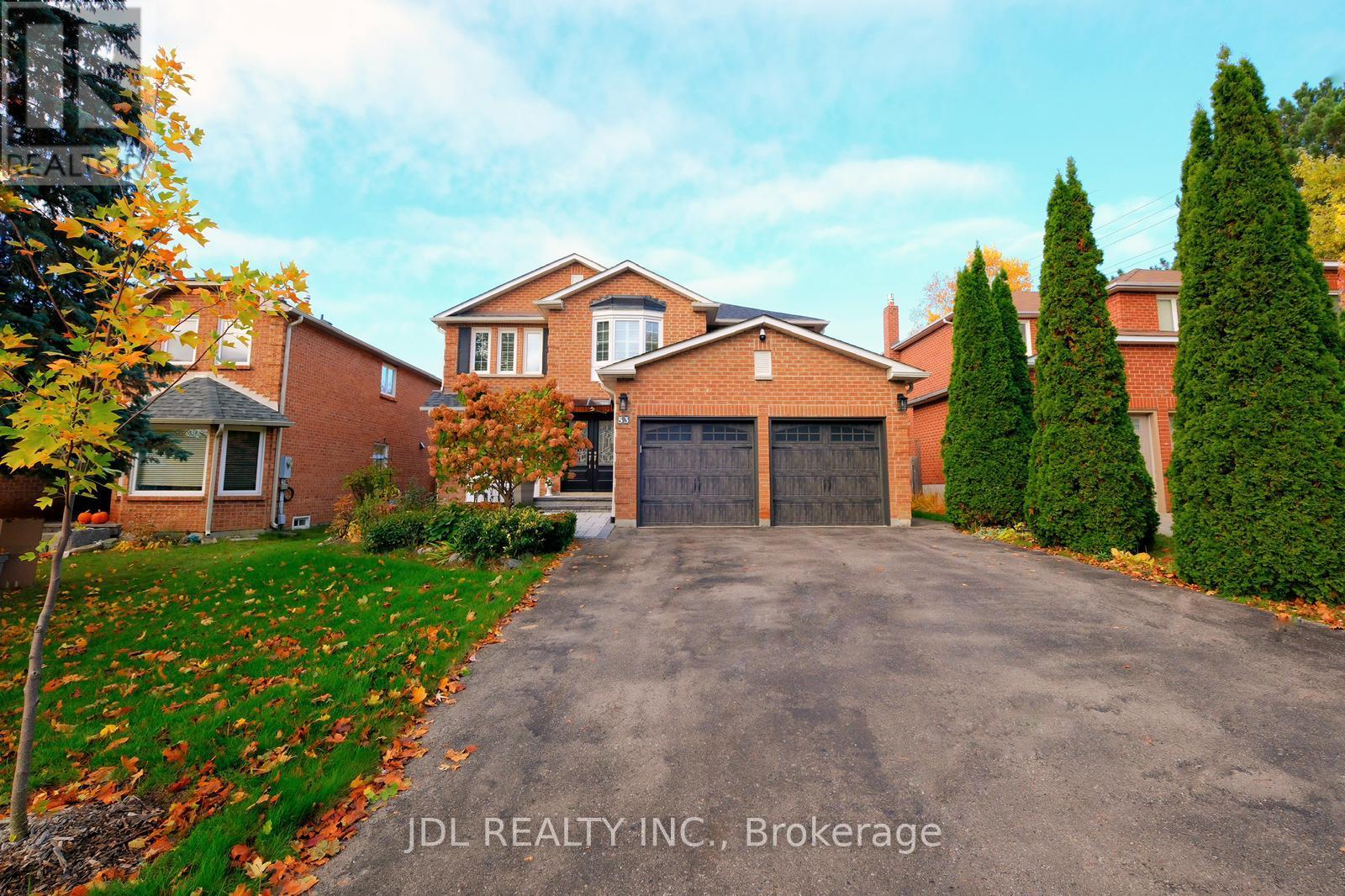 53 Fern Valley Crescent, Richmond Hill, Ontario  L4E 2J3 - Photo 2 - N12489342