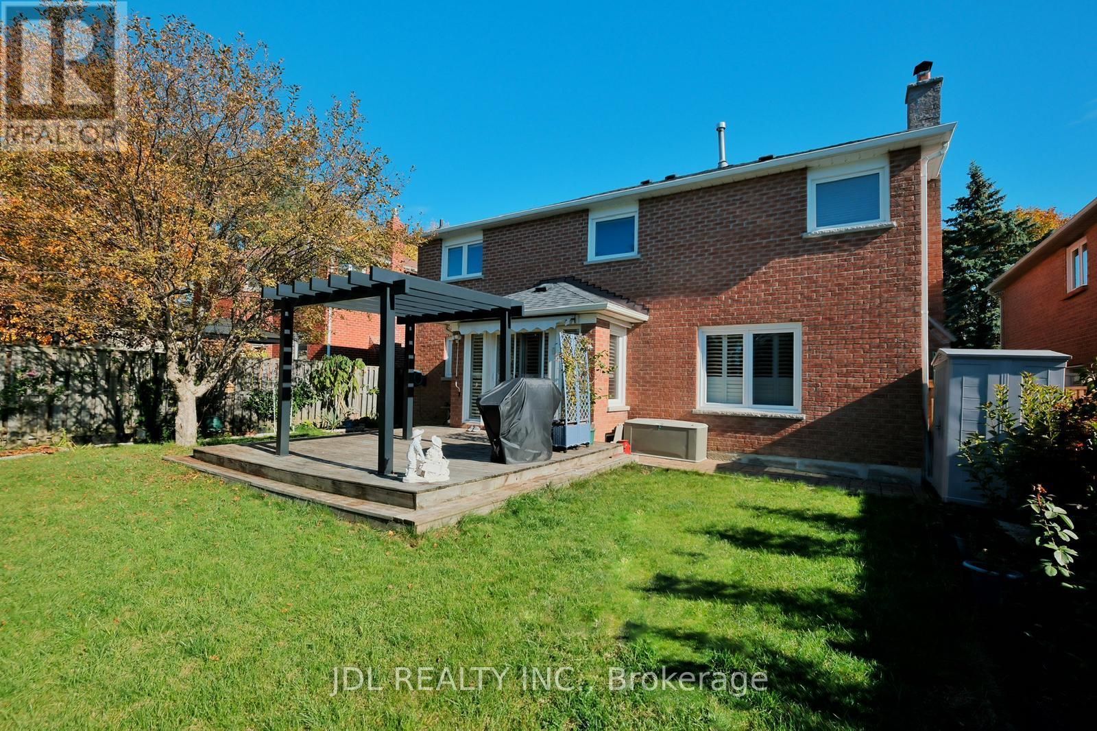 53 Fern Valley Crescent, Richmond Hill, Ontario  L4E 2J3 - Photo 28 - N12489342