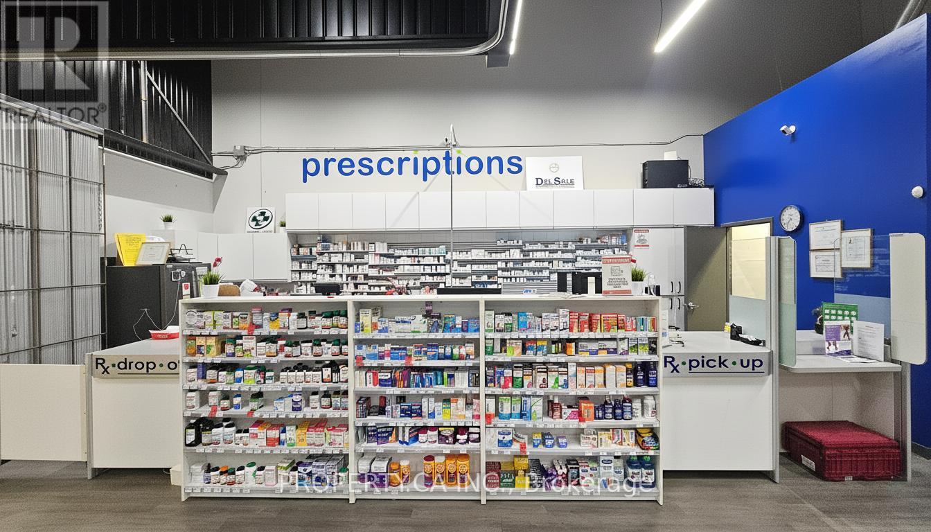 200 Windflower Gate, Vaughan, Ontario  L4L 9C3 - Photo 4 - N12493662